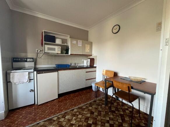 Flat 10