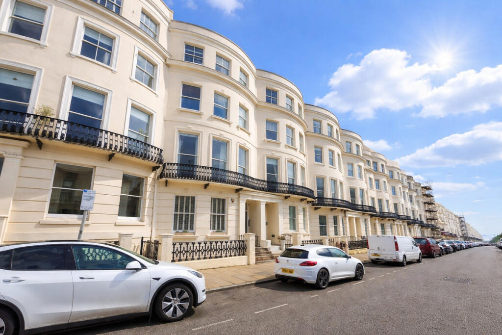 Main image of property: 110-112 Lansdowne Place, Hove