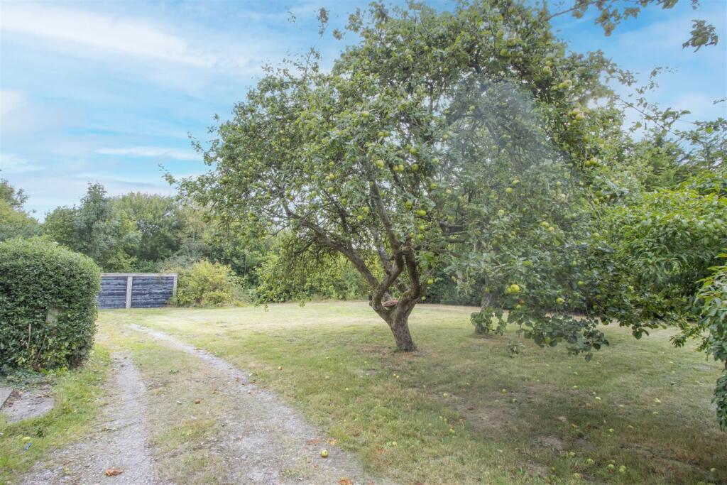 Birkin Lane, Wingerworth, Chesterfield photo 4
