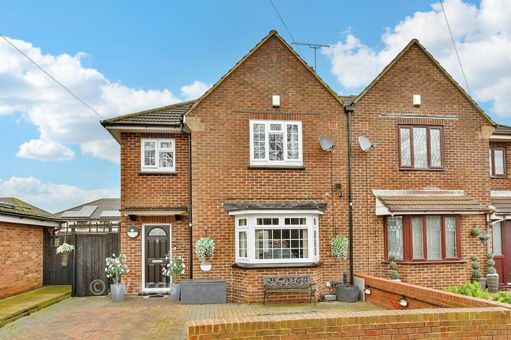 Main image of property: Dunkirk Close, Gravesend, Kent