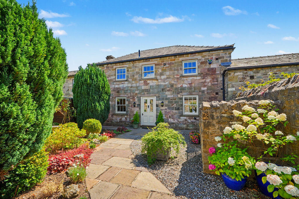 Main image of property: 6 West Courtyard, The Old Farmstead, Hornby, Bedale, North Yorkshire DL8 1DG