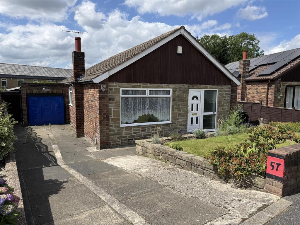 Main image of property: Manor Park, Mirfield