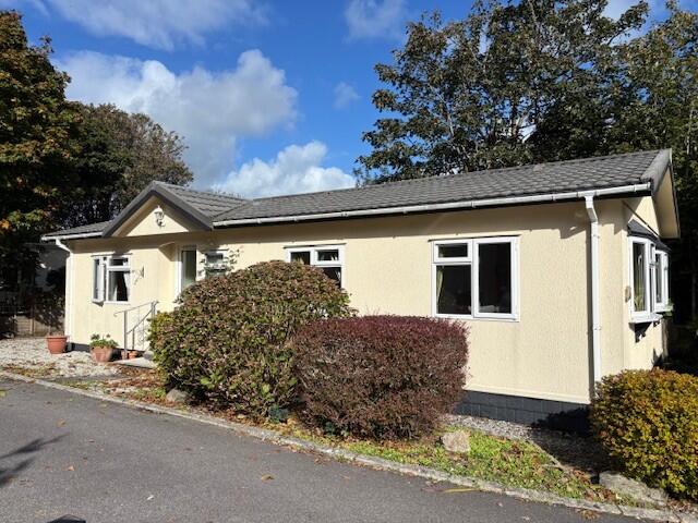 Main image of property: Mountlea Park, Par