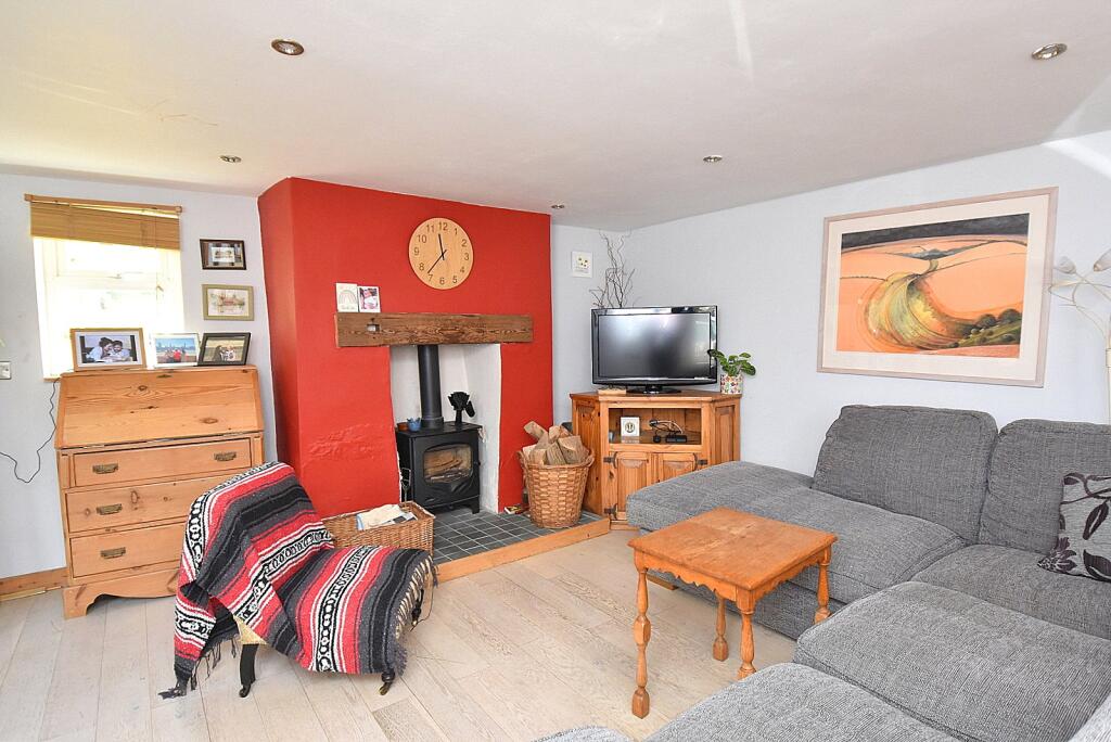 Ash End, Henstridge, Templecombe, Somerset, BA8 photo 3