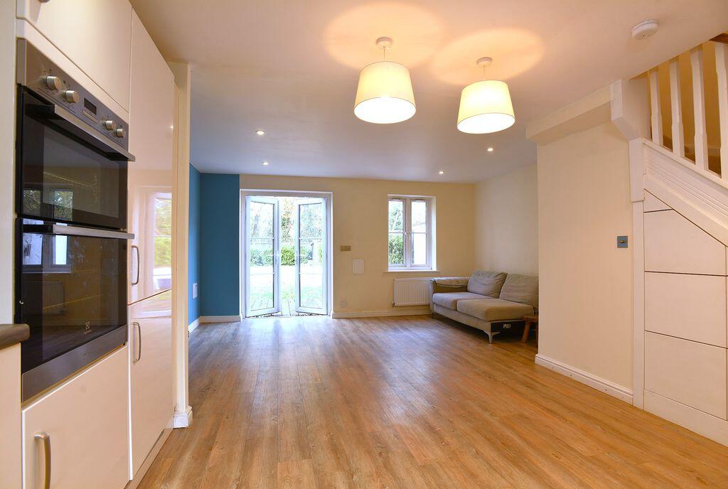 Oak Farm Close, Milcombe photo 3