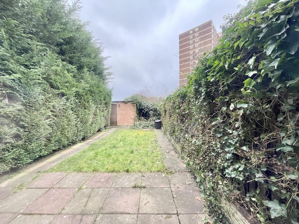 House in Sandwell, West Midlands - View 4