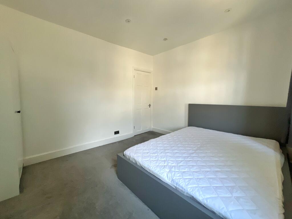 2 bedroom house for rent