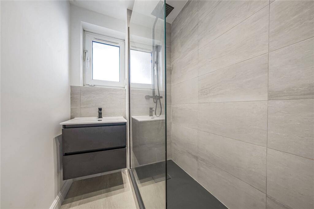 Beames House, Deeley Road, London, SW8 photo 4