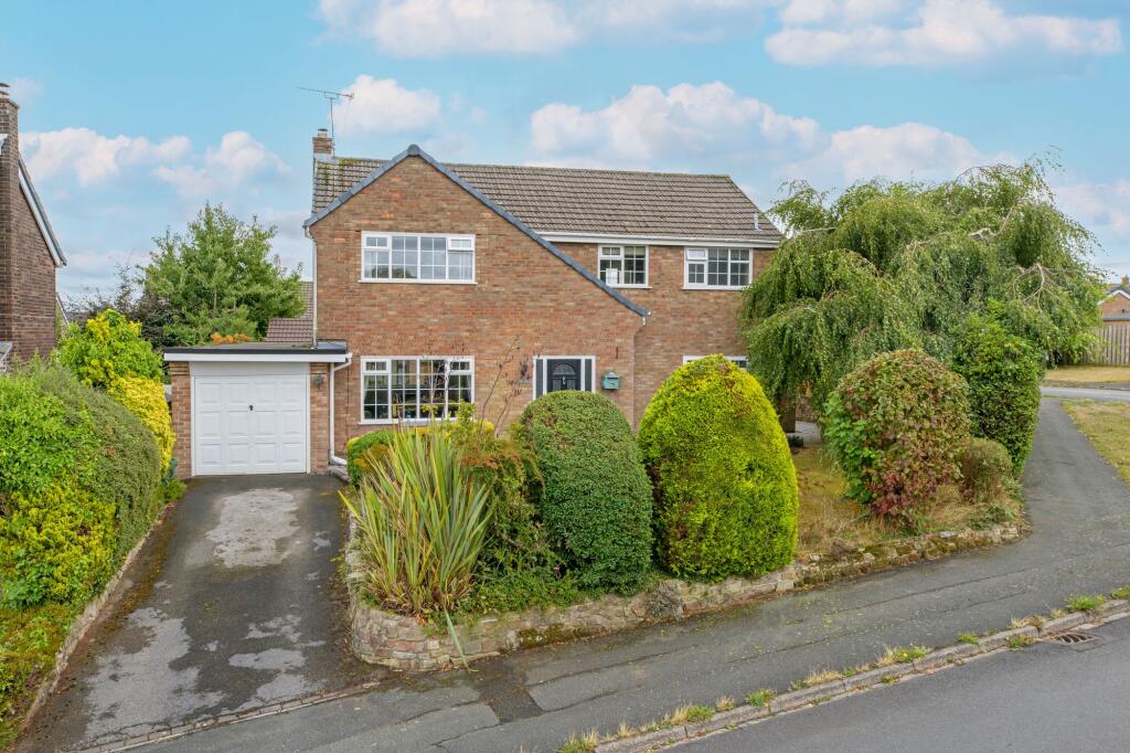 Main image of property: Hunters Hill, Kingsley, WA6