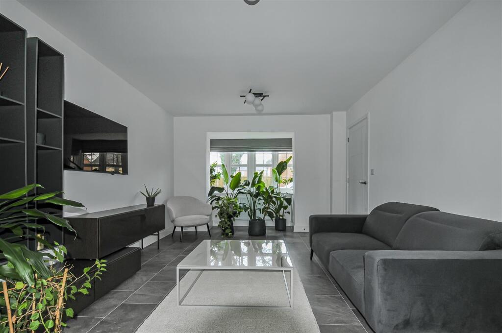 Additional image 3 of Cane Drive, Bricket Wood, St. Albans