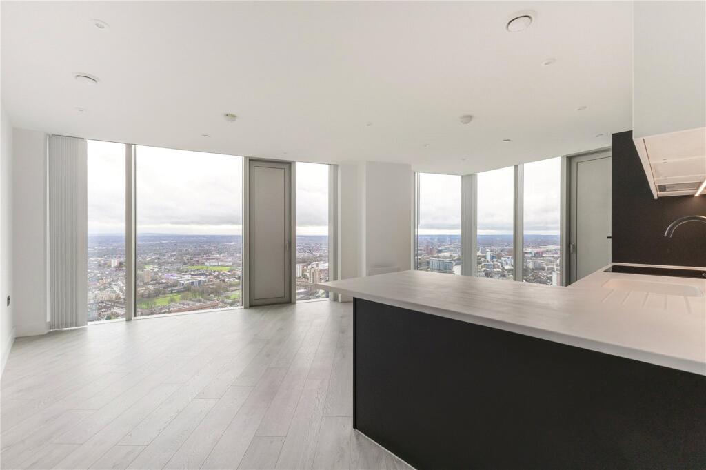 Apartment in Greater Manchester - More