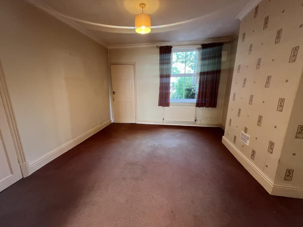 House in Leicester - More
