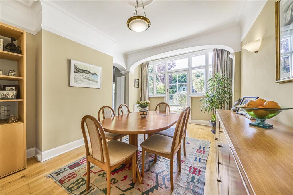 House in London - View 5