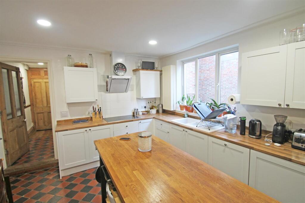 House in Milton Keynes - View 5