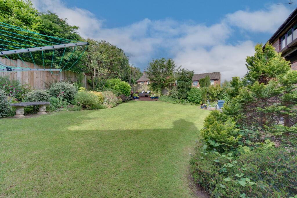 House in Congleton, West Heath - View 3
