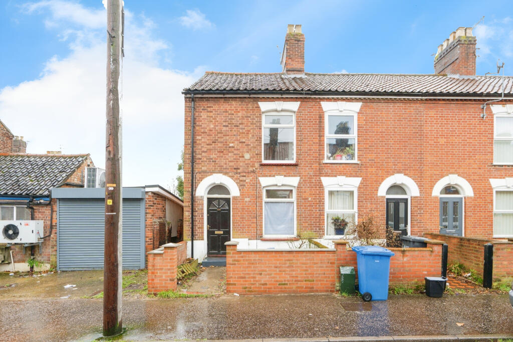 Main image of property: Silver Street, NR3 4TU