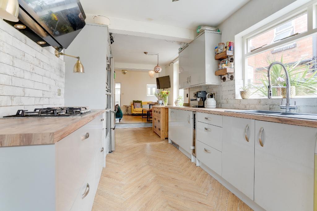 Vernon Park Road, St John's, Worcester, Worcestershire, WR2 4NF photo 4