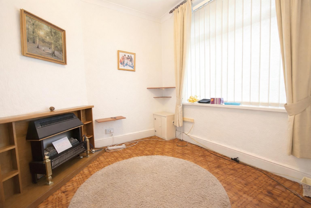 House in Cardiff, Aberaman South - View 5