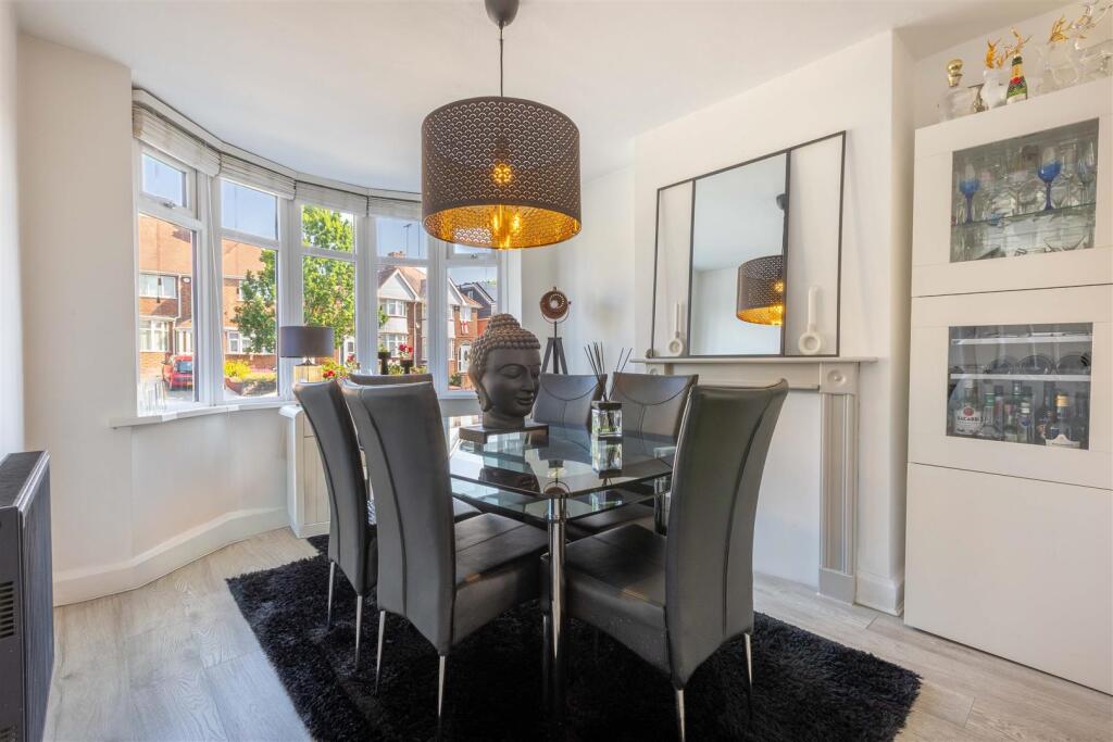 House in Birmingham, Lyndon Green - View 2