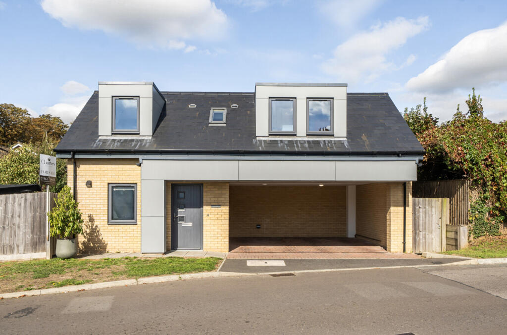 Main image of property: Perins Close, Alresford, Hampshire, SO24