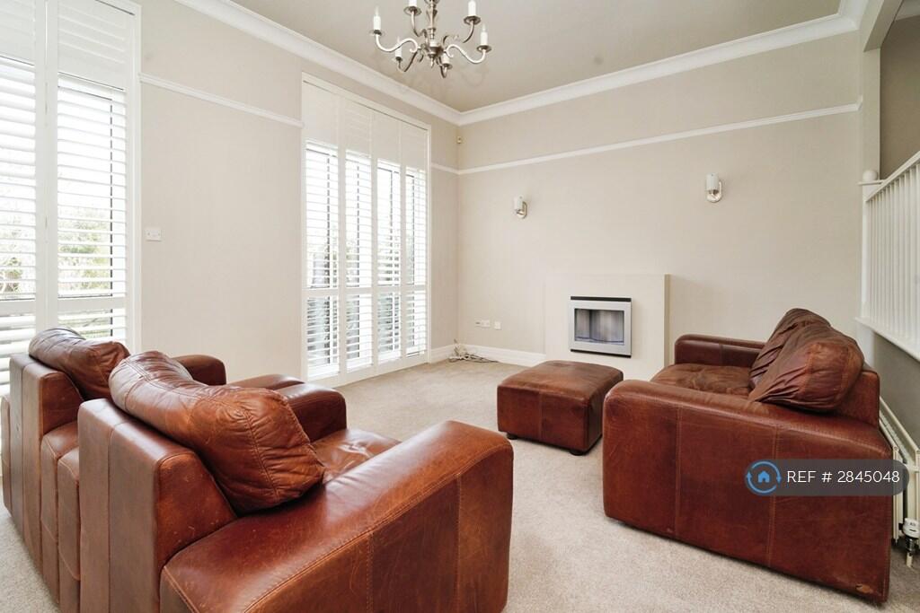 Additional image 5 of Cerne Abbas, Poole, BH13