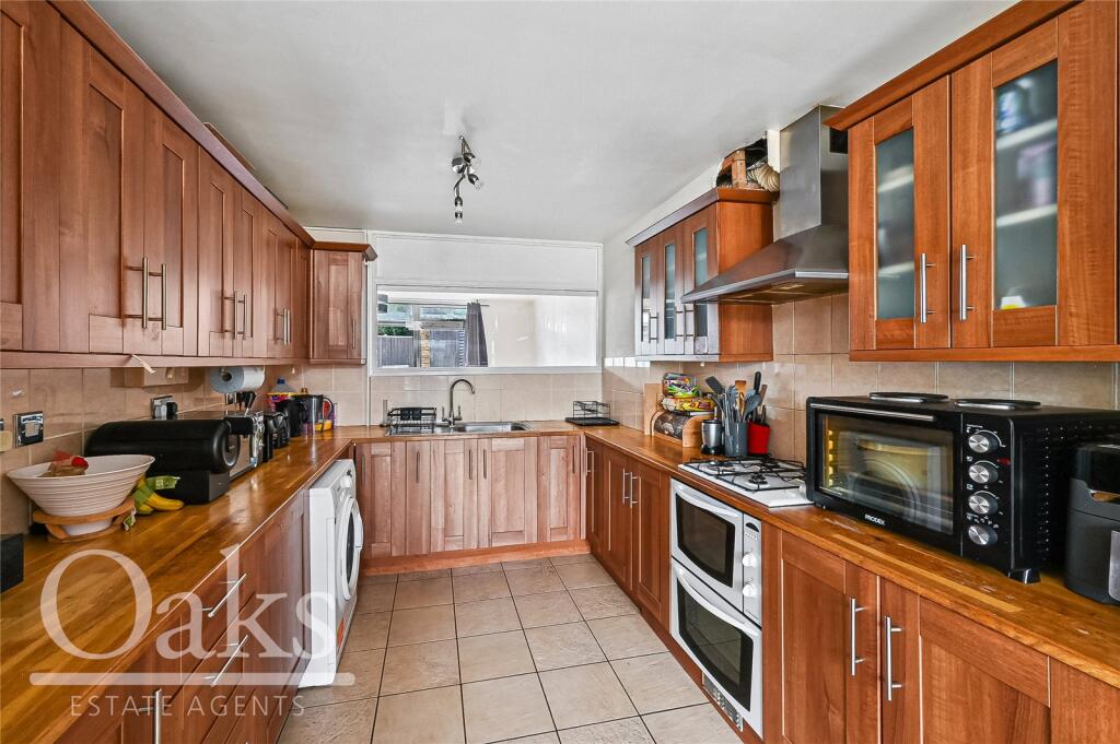 House in London - View 5