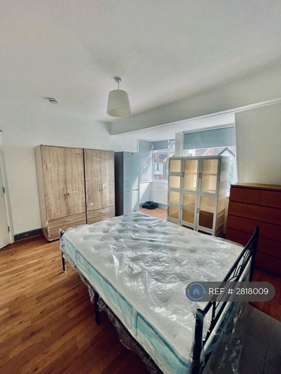 Main image of property: London, London, SW16