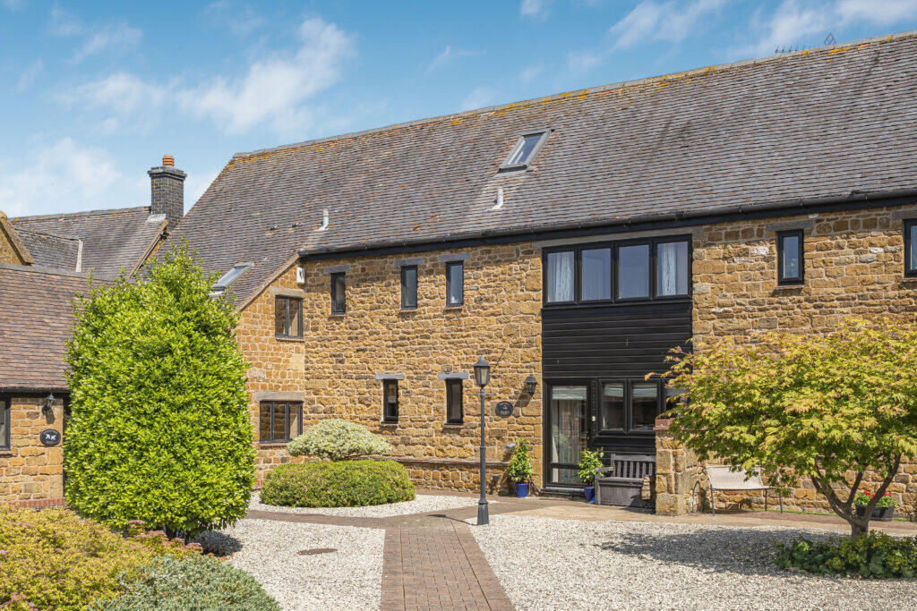 Main image of property: Farnborough Road, Radway, Warwickshire, CV35