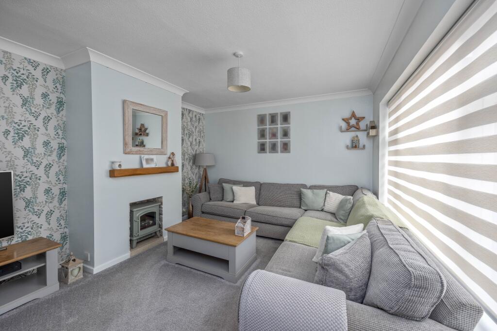 House in Walsall, High Heath - View 5