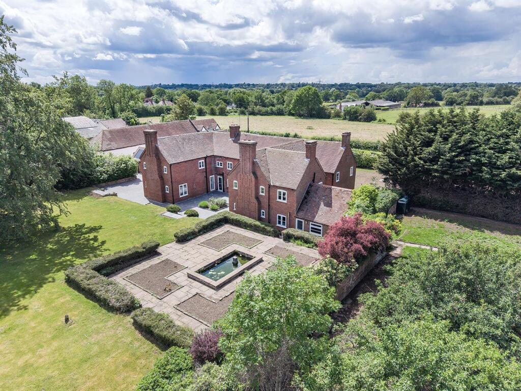 Main image of property: Warwick Road, Chadwick End, Solihull