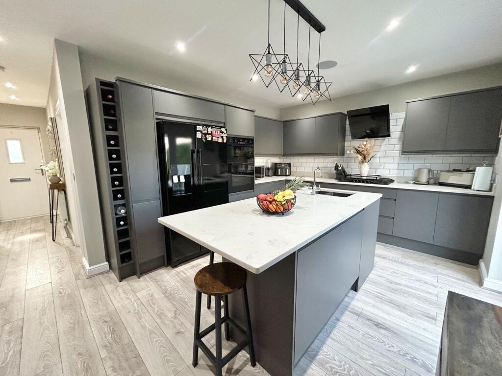 Laburnum Grove, Cross Roads, Keighley, BD22 photo 4