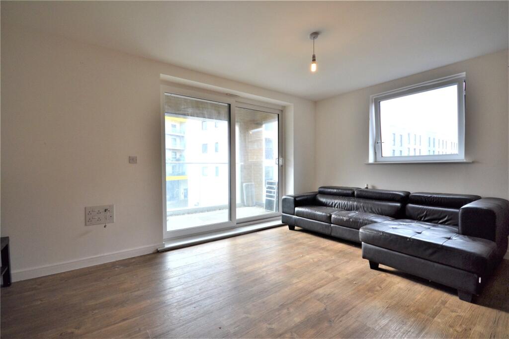 Apartment in Chelmsford - View 3