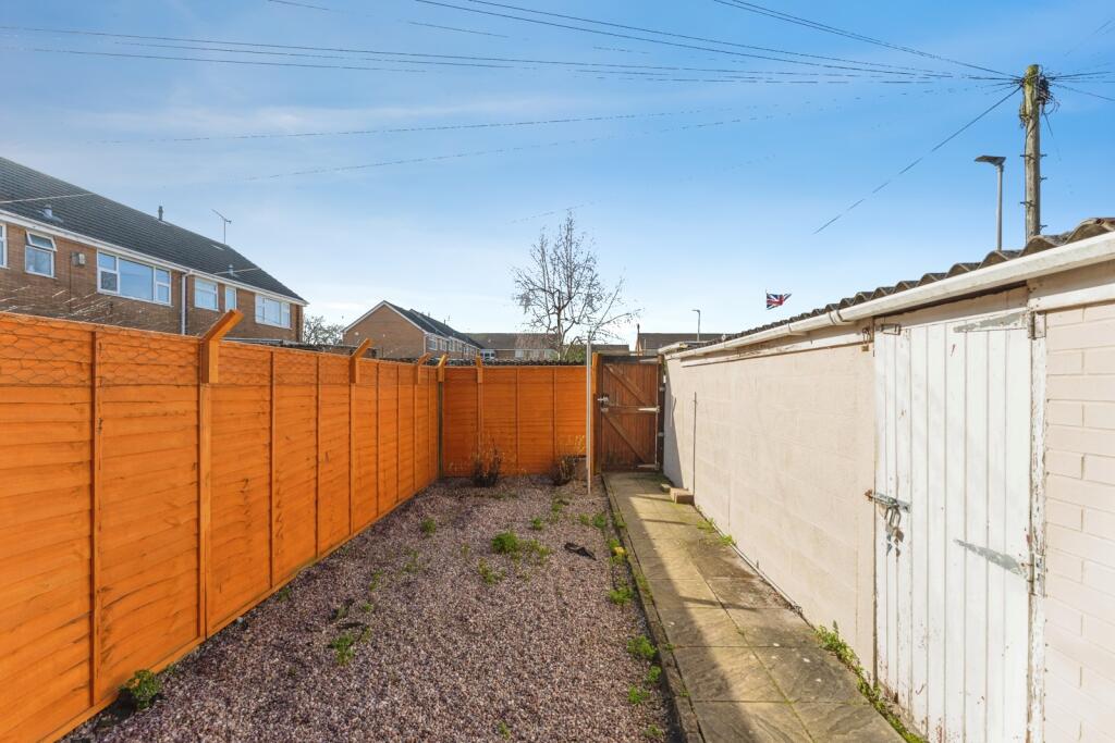 Croft Court, Ellesmere Port, Cheshire, CH65 photo 4