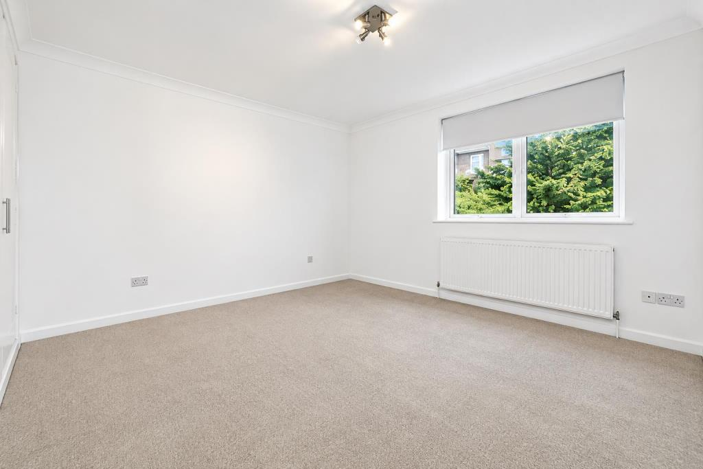 House in London - View 5