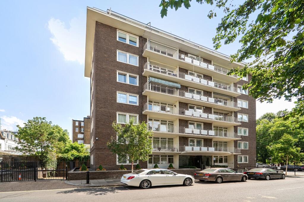 Apartment in London - More