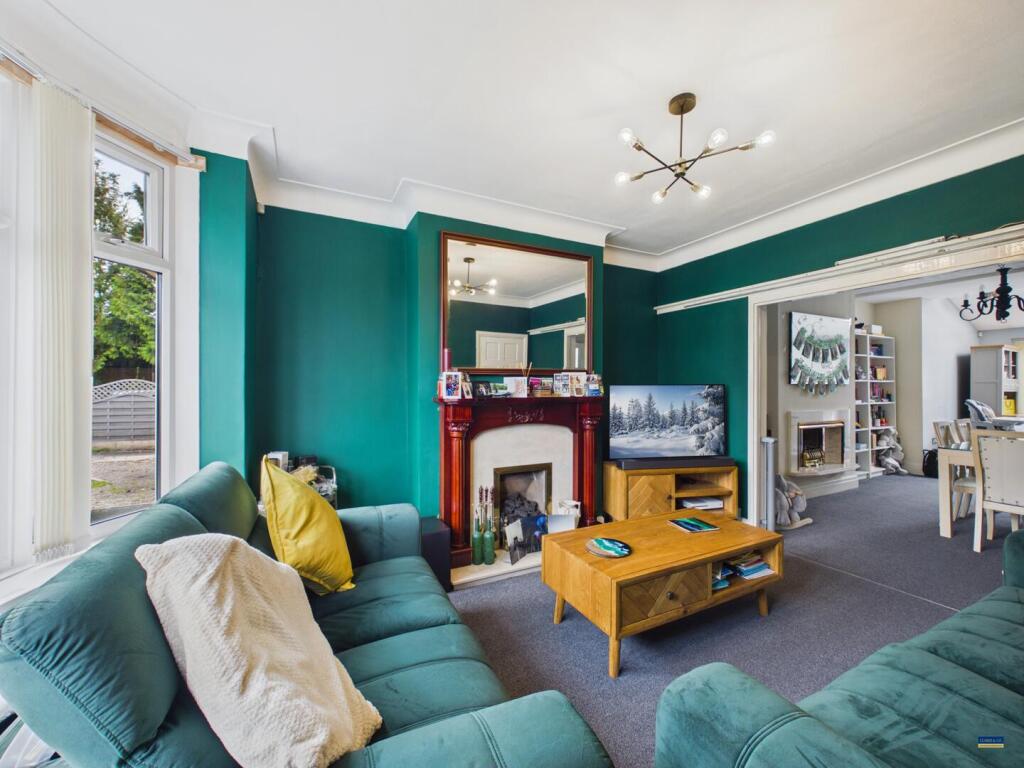 House in Oldham - More