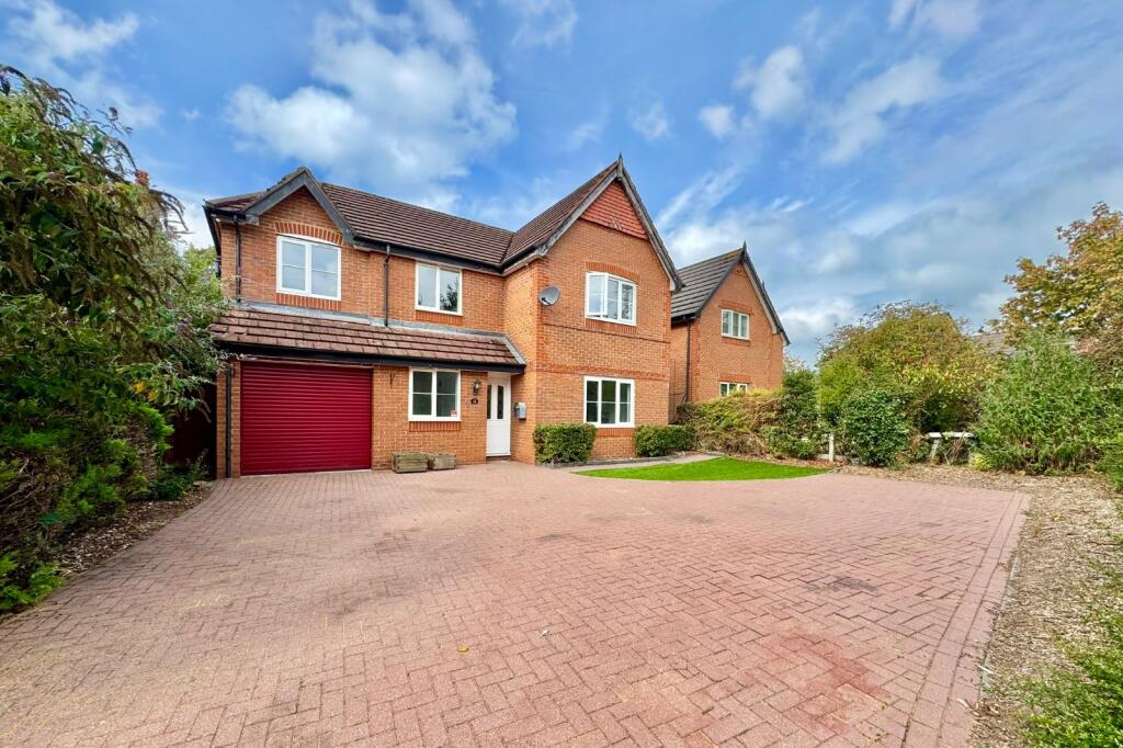 Main image of property: Potter Close, Willaston, Nantwich, Cheshire, CW5