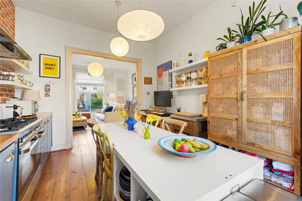Almorah Road, Islington, London, N1 photo 4