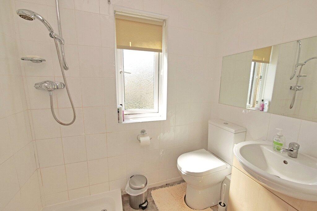 House in Gargrave - More