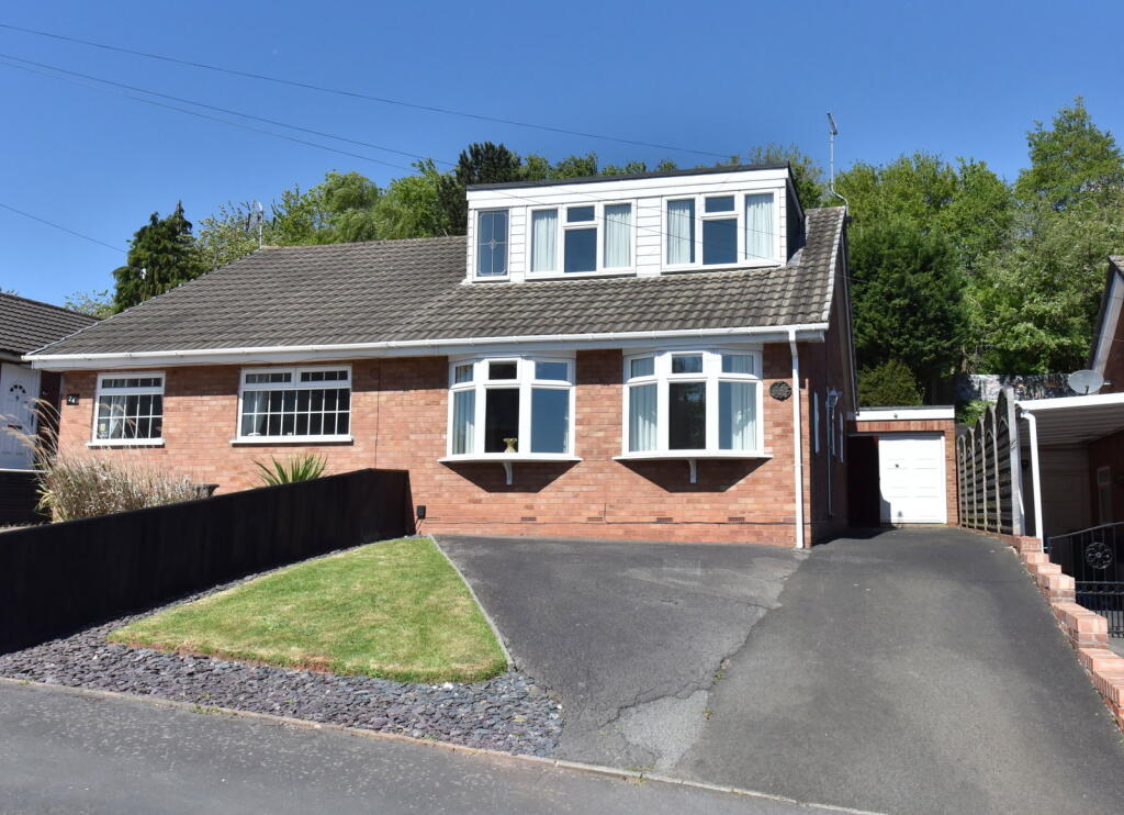 Main image of property: KINGSWINFORD, Ragees Road