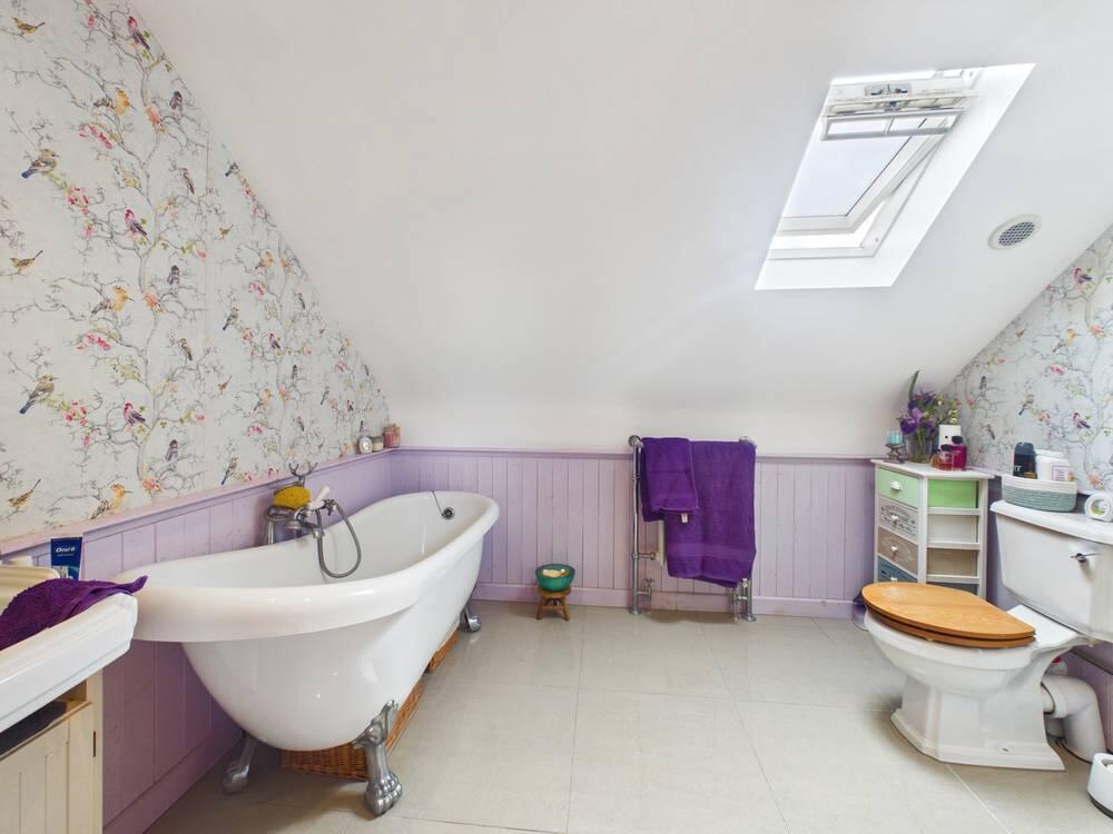 House in Clacton-on-Sea, Great Clacton - View 4