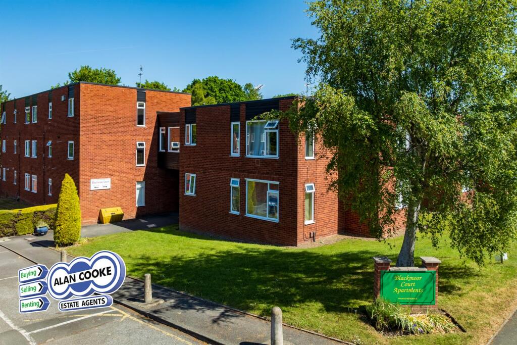 1-bed flat on Blackmoor Court, Alwoodley, £128,000