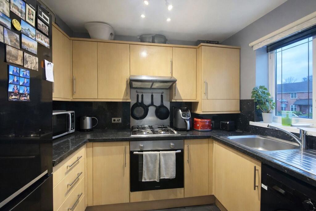 Navigation Way, Blackburn, Lancashire, BB1 photo 4