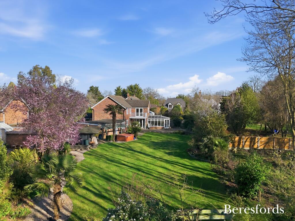 Main image of property: Grove Orchard, Braintree, CM7