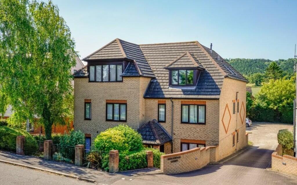 Main image of property: Buckland Wharf, HP22