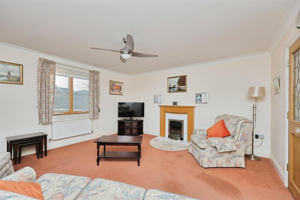 The Home Close, Dereham photo 4