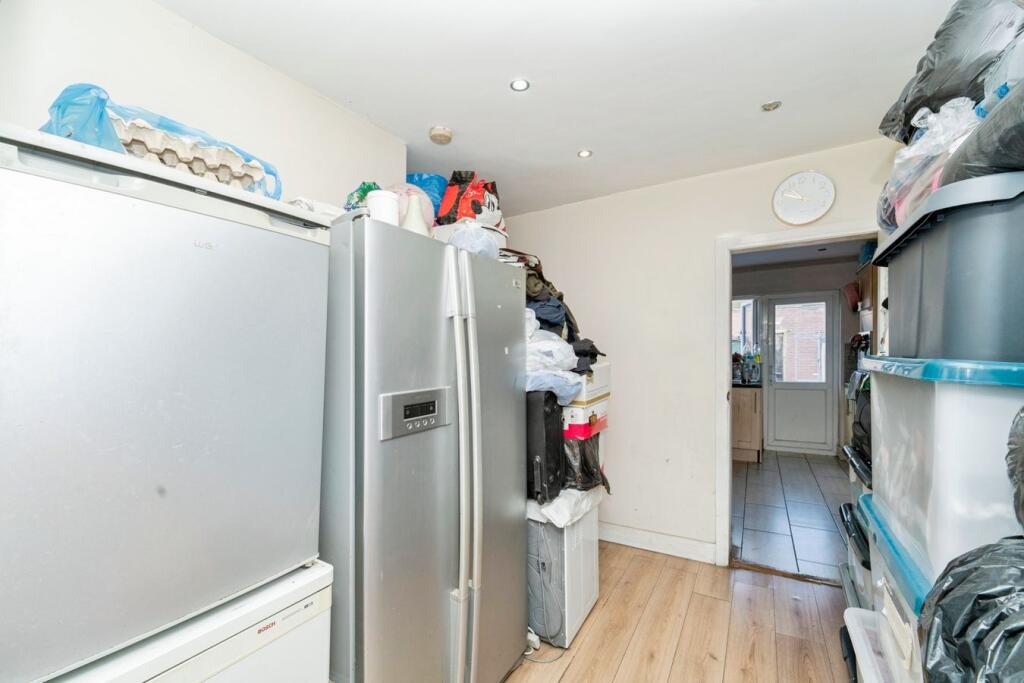 House in Southall - View 5
