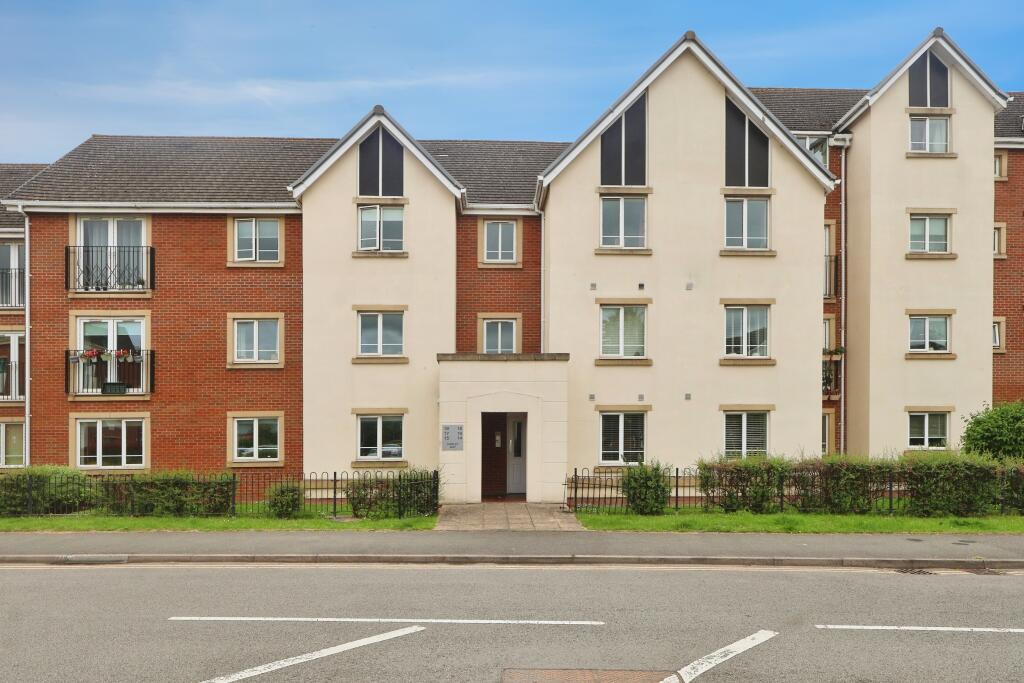 Main image of property: Hamlet Way, Stratford-upon-Avon, CV37