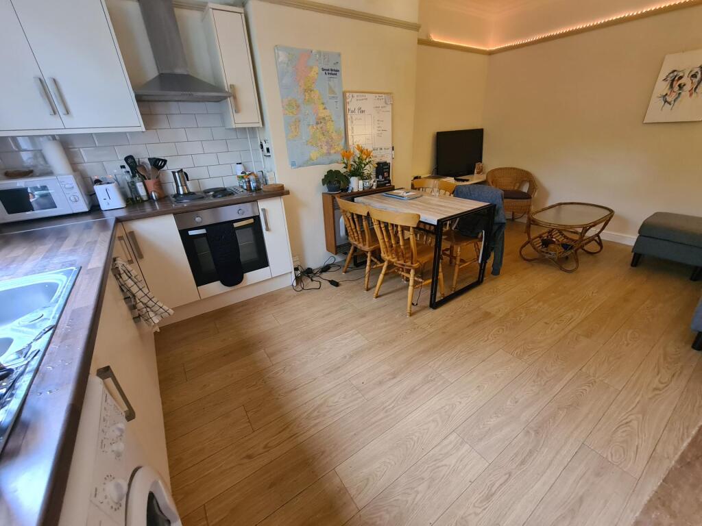 Main image of property: Cliff Road, Leeds