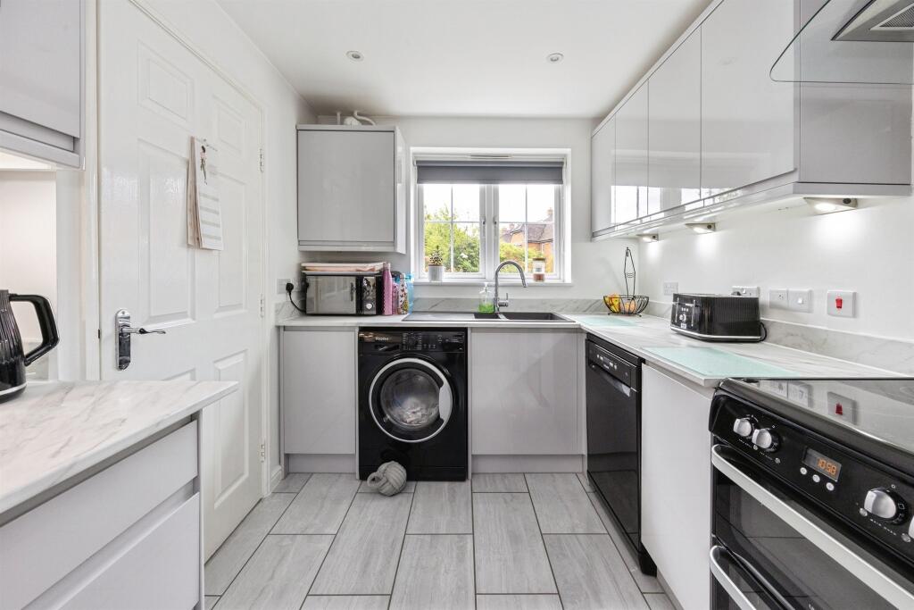 House in Ashford, Bridgefield, Kingsnorth - View 3